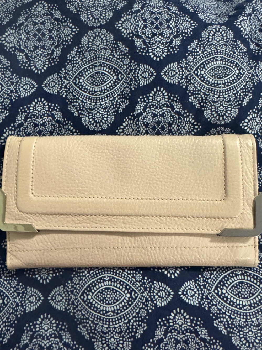 Women's Pale Pink Leather Tignanello Clutch Wallet